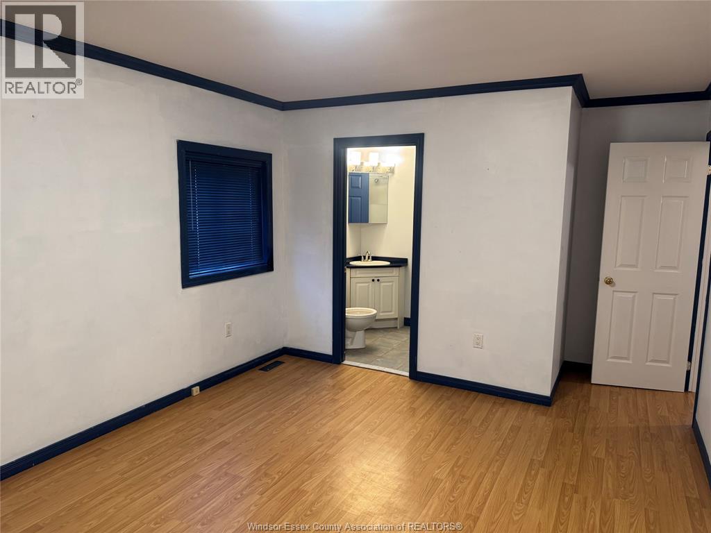 3088 Parkwood Avenue, Windsor, Ontario  N8W 2K4 - Photo 10 - 25028100