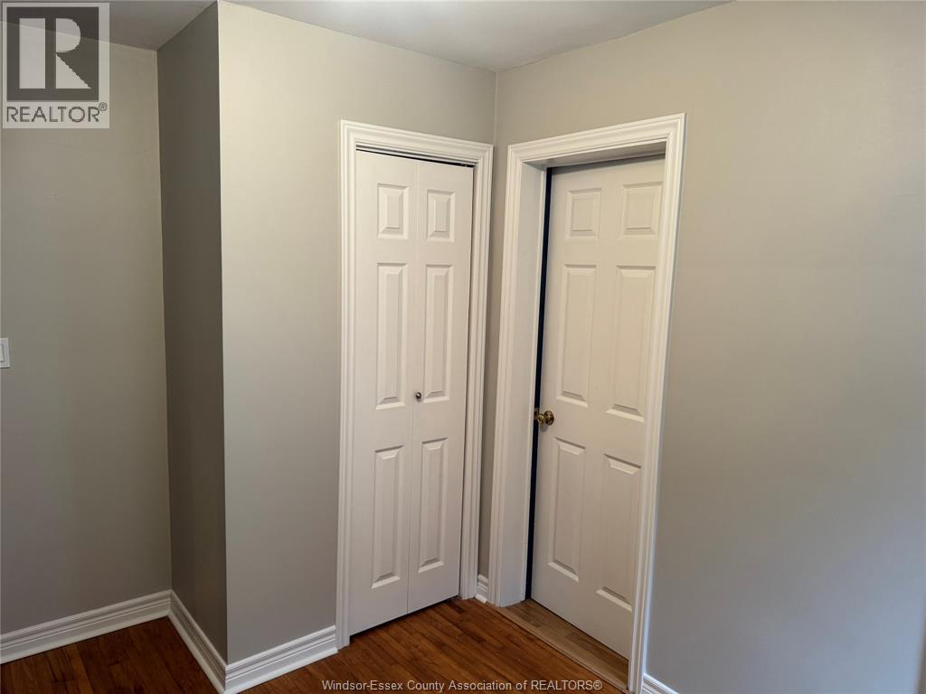 3088 Parkwood Avenue, Windsor, Ontario  N8W 2K4 - Photo 8 - 25028100