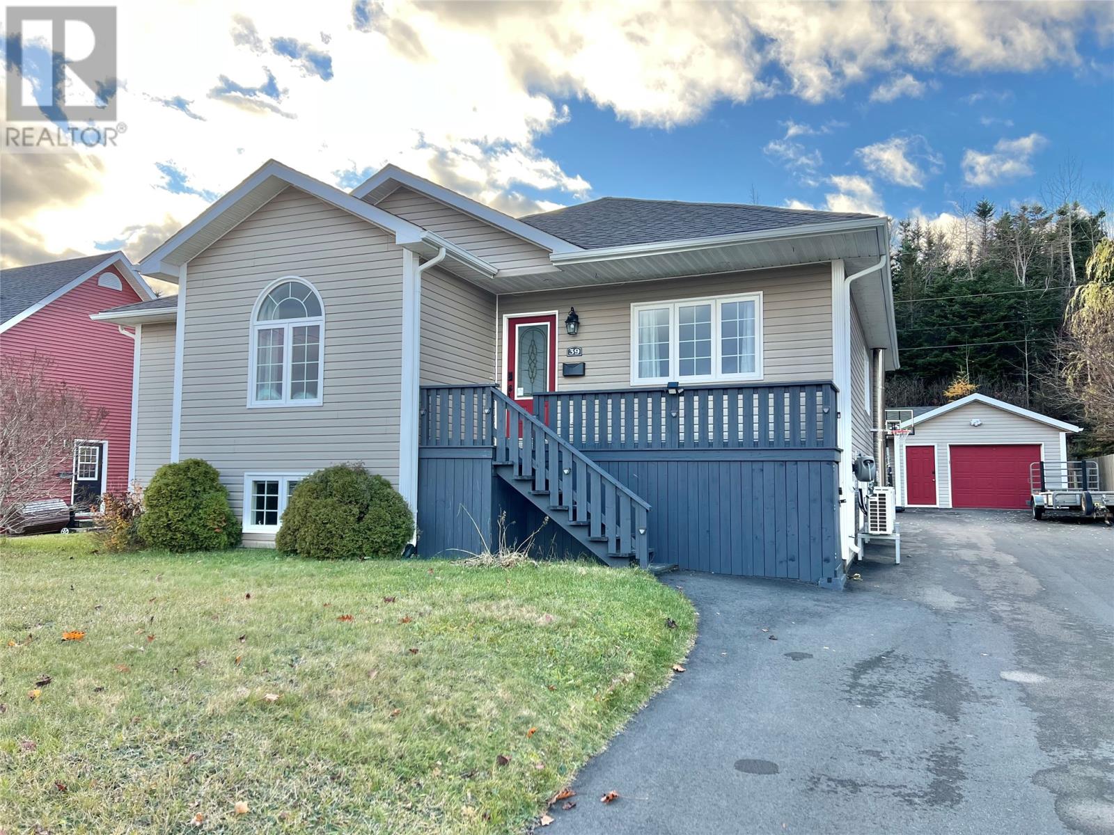 39 Sullivan Street, Grand Falls-Windsor, Newfoundland & Labrador