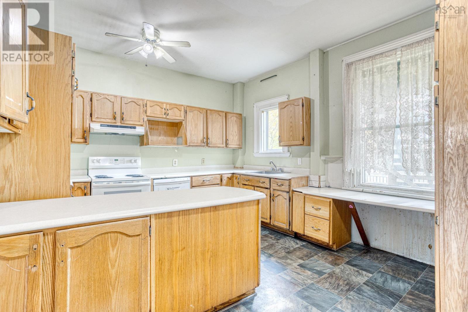 105 Pleasant Street, Dartmouth, Nova Scotia  B2Y 3P7 - Photo 12 - 202526637