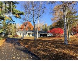 18 Hillsleigh Court, douglas, New Brunswick