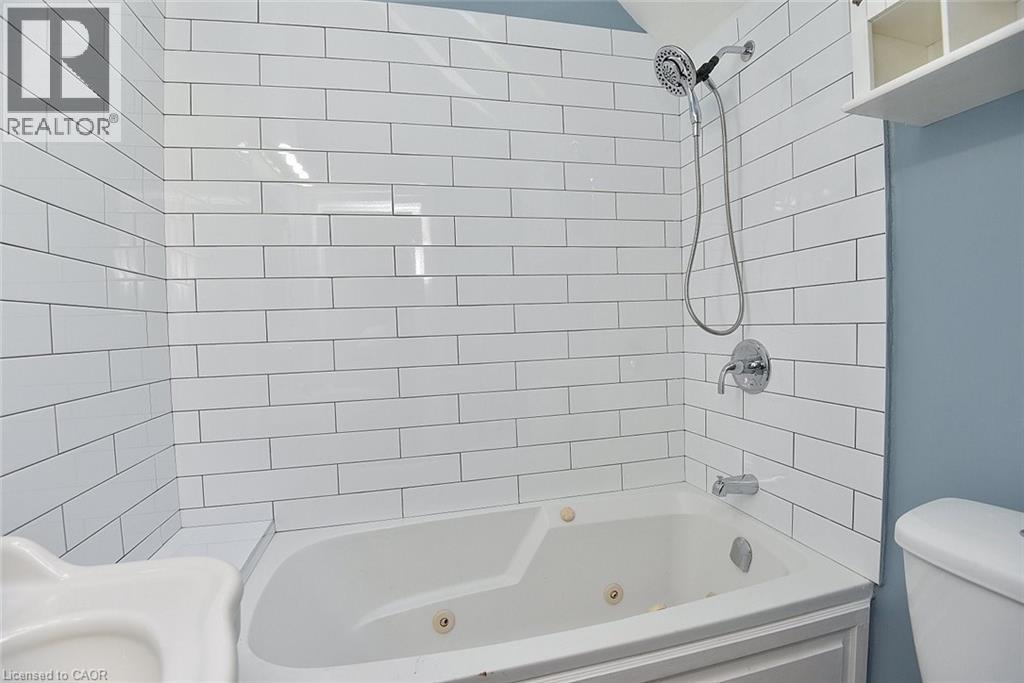 61 Burlington Street W, Hamilton, Ontario  L8L 1G6 - Photo 29 - 40785998