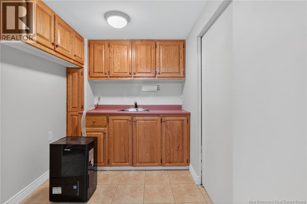 103 Labrosse, Moncton, New Brunswick  E1A 4W9 - Photo 33 - NB129702