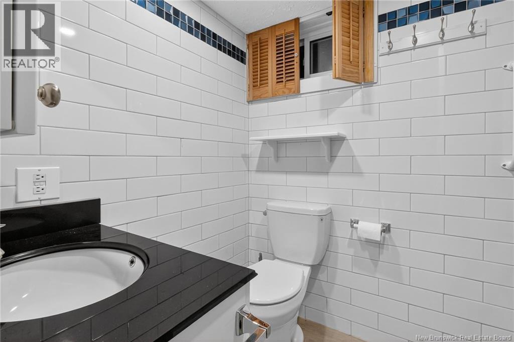 103 Labrosse, Moncton, New Brunswick  E1A 4W9 - Photo 36 - NB129702