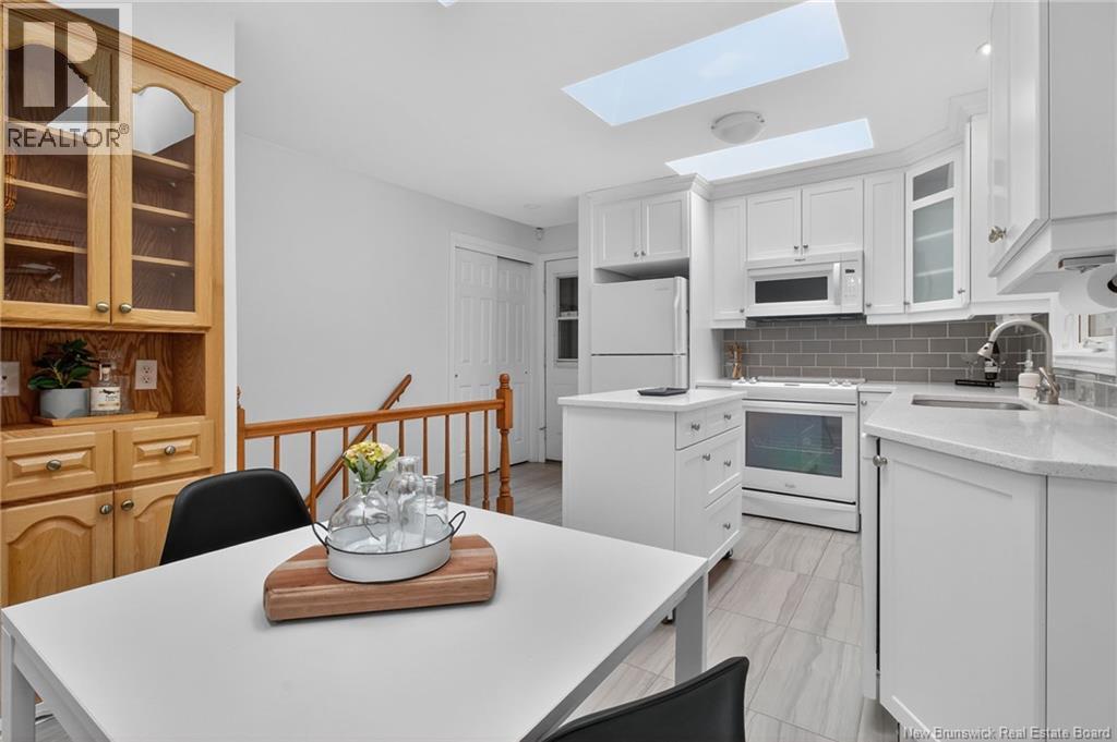 103 Labrosse, Moncton, New Brunswick  E1A 4W9 - Photo 12 - NB129702