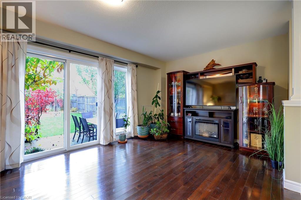 21 Mullin Drive, Guelph, Ontario  N1E 0E1 - Photo 12 - 40783728