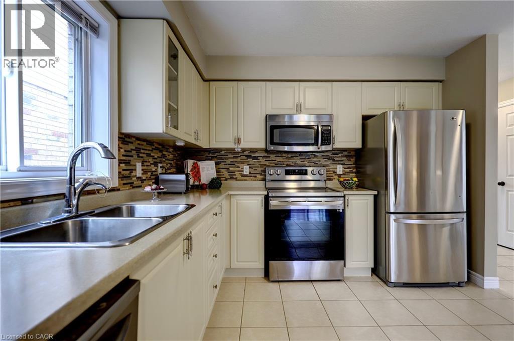 21 Mullin Drive, Guelph, Ontario  N1E 0E1 - Photo 9 - 40783728