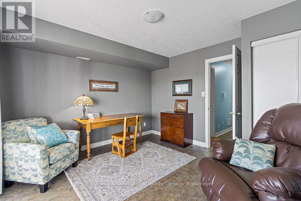 61 Cranberry Surf Street, Collingwood, Ontario L9Y 5C4 - Photo 24 - S12513584