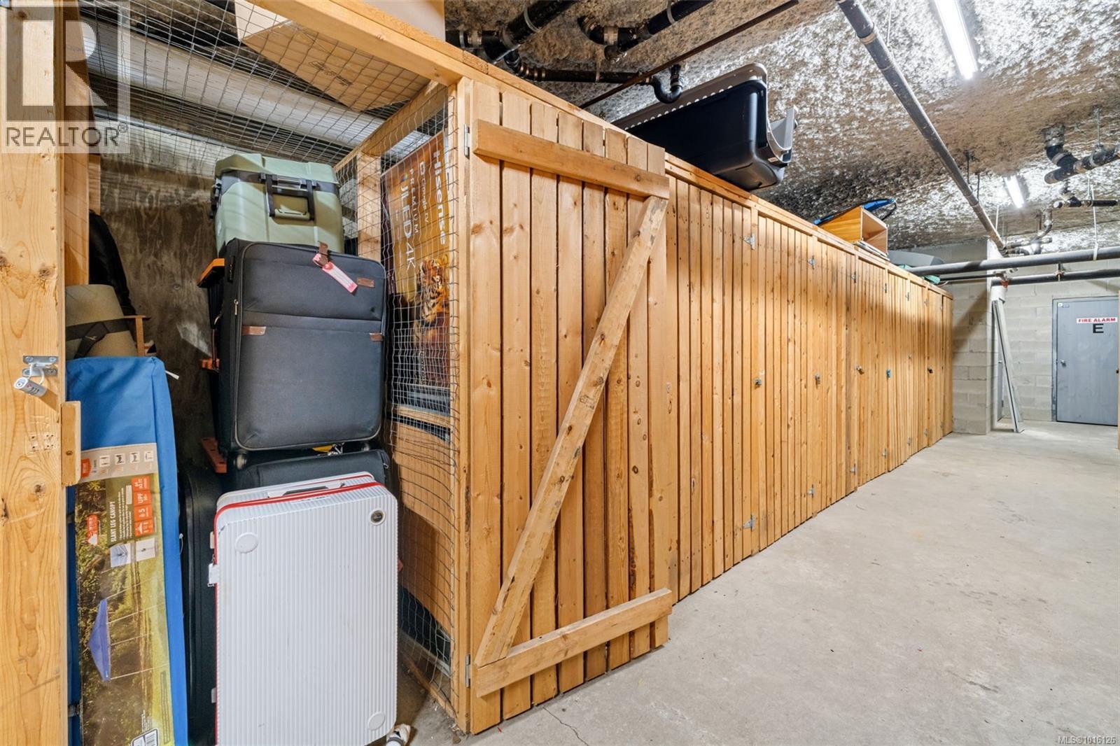 207 930 North Park St, Victoria, British Columbia V8T 1C6 - Photo 19 - 1016126