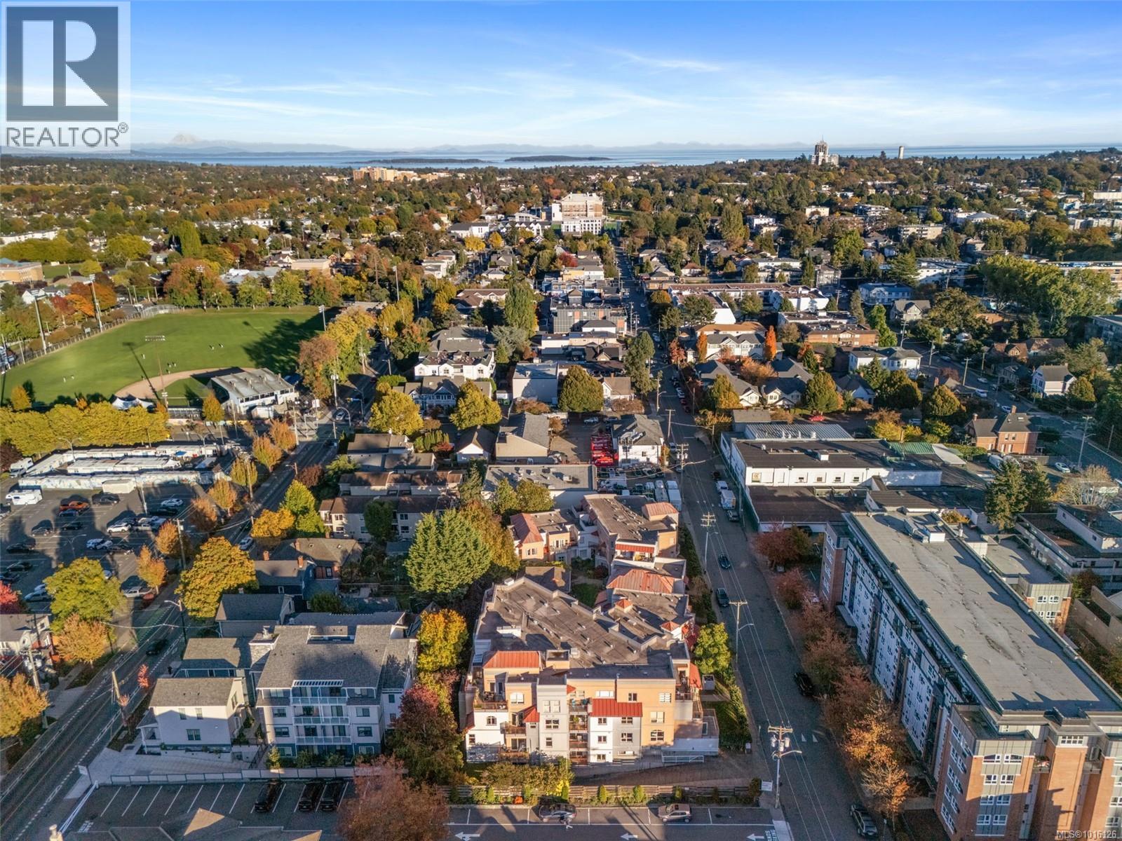 207 930 North Park St, Victoria, British Columbia V8T 1C6 - Photo 25 - 1016126