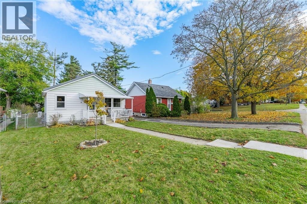 Property at 117 TAIT Street image 3