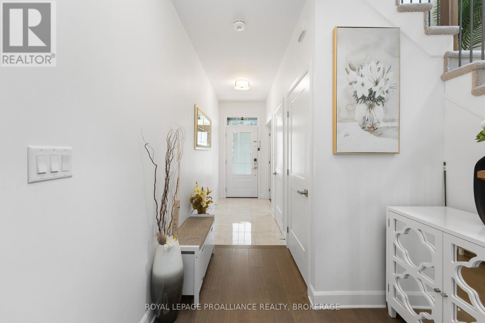 1365 Andersen Drive, Kingston, Ontario K7P 0P5 - Photo 5 - X12513764