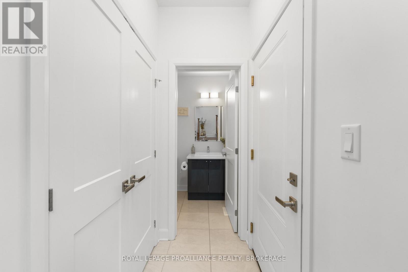 1365 Andersen Drive, Kingston, Ontario K7P 0P5 - Photo 6 - X12513764