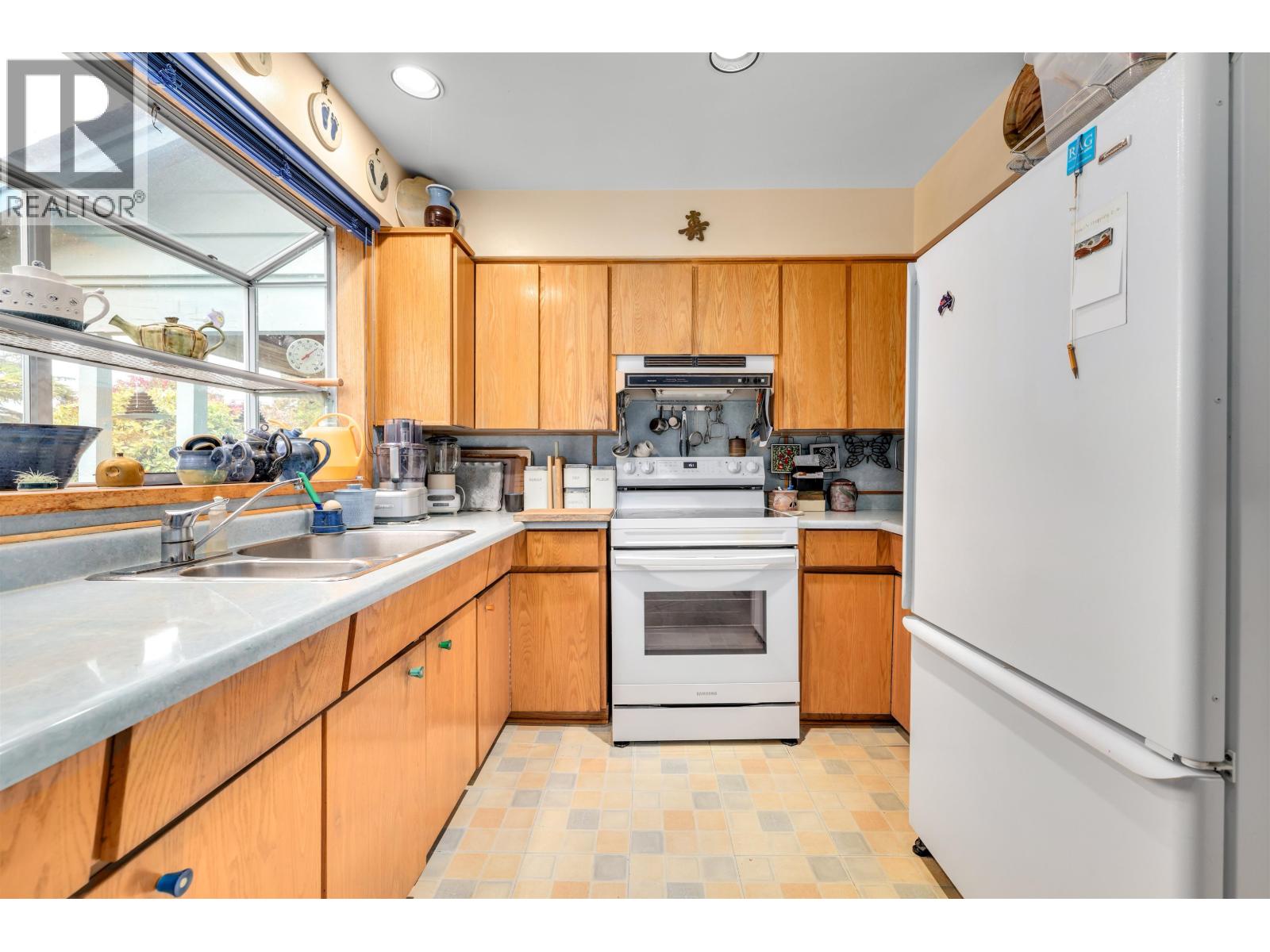 9280 Glenbrook Drive, Richmond, British Columbia V7A 1Y2 - Photo 9 - R3065030