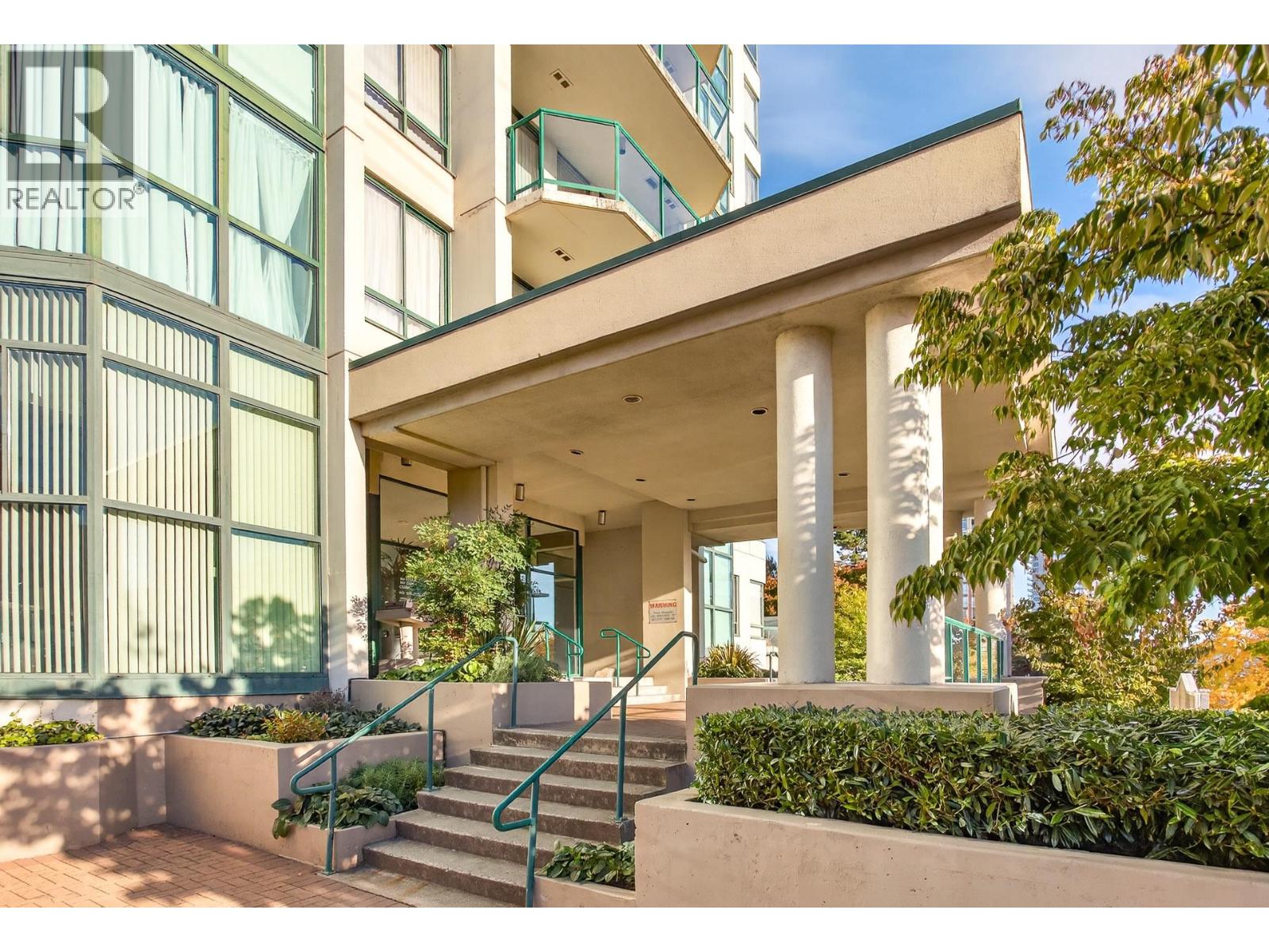 706 121 TENTH STREET, New Westminster, British Columbia