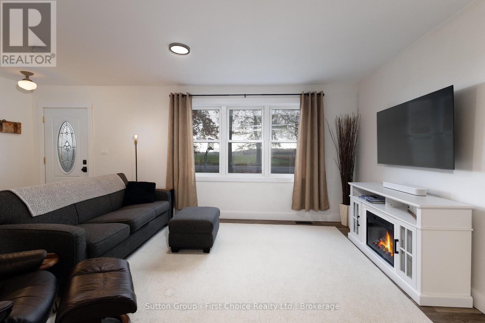 3502 Highway 7, Perth South, Ontario  N5A 6S3 - Photo 5 - X12513600