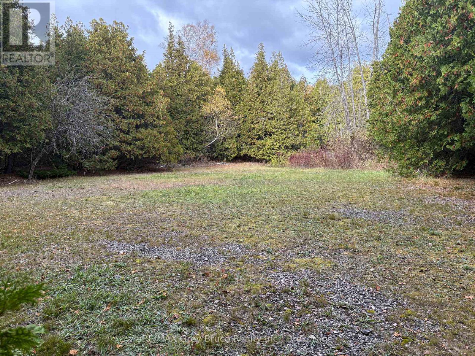 802 Howdenvale Road, South Bruce Peninsula, Ontario N0H 2T0 - Photo 6 - X12513664