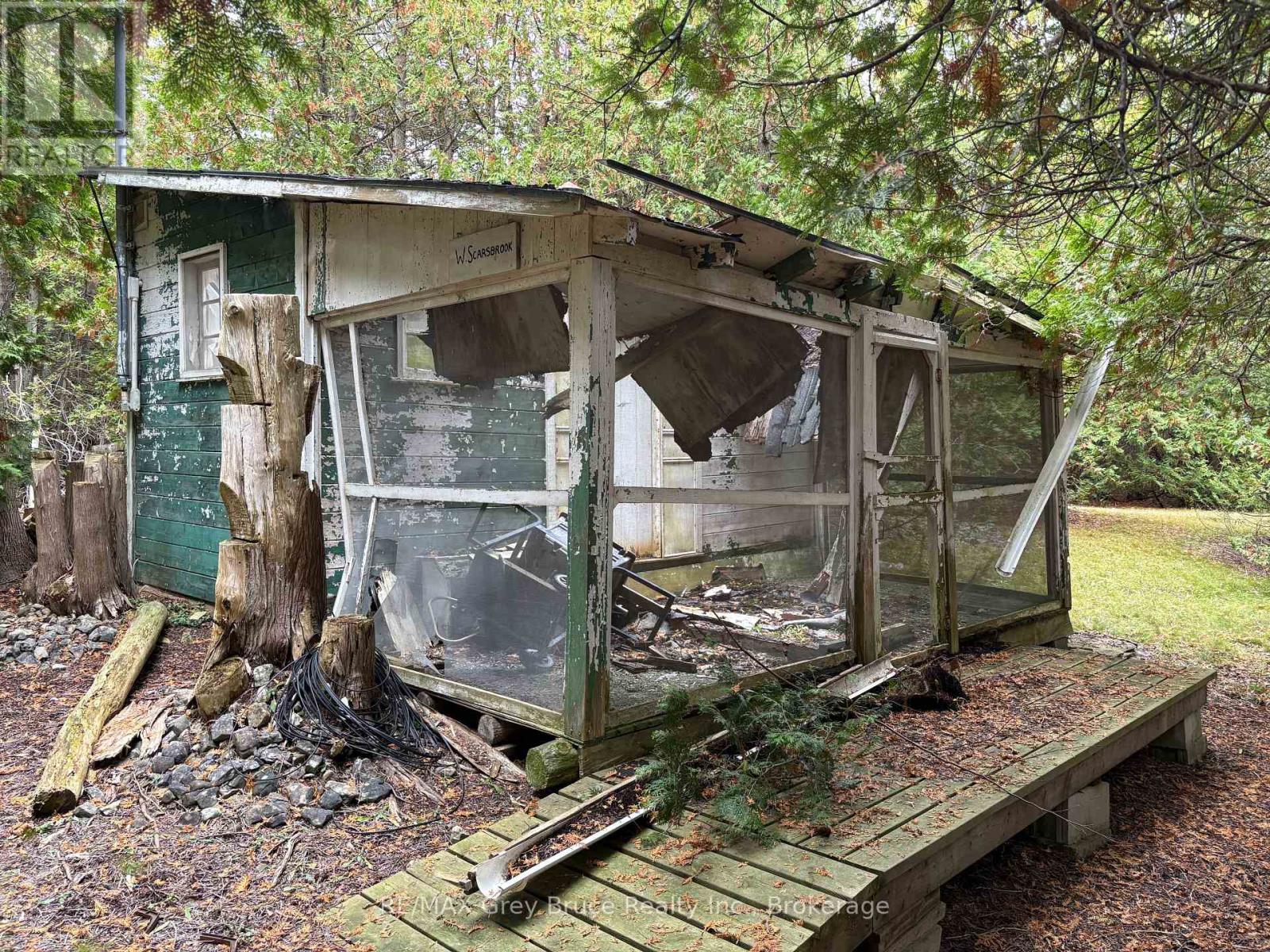 802 Howdenvale Road, South Bruce Peninsula, Ontario N0H 2T0 - Photo 9 - X12513664