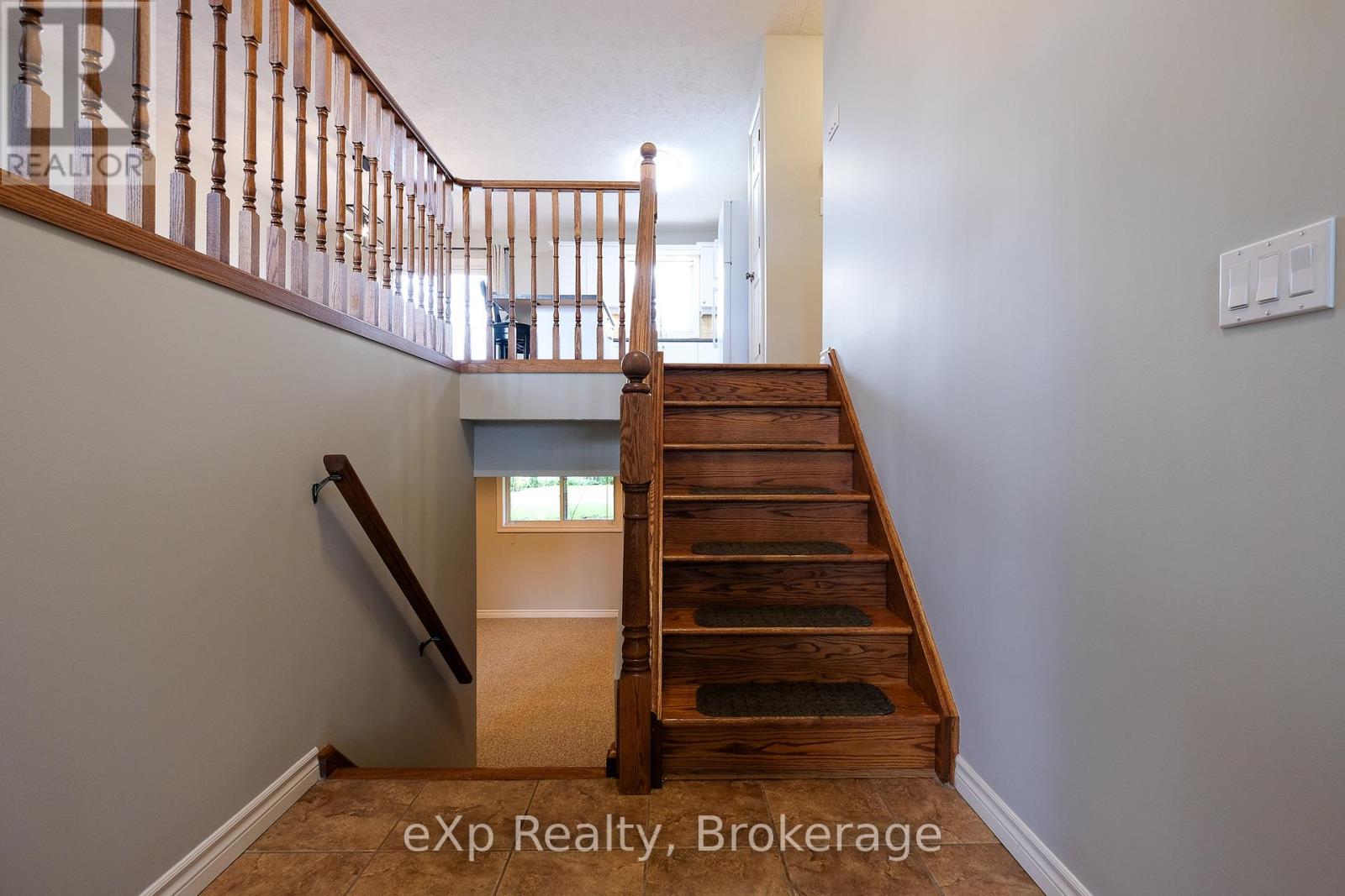 823 23rd Street E, Owen Sound, Ontario  N4K 0A3 - Photo 5 - X12513734