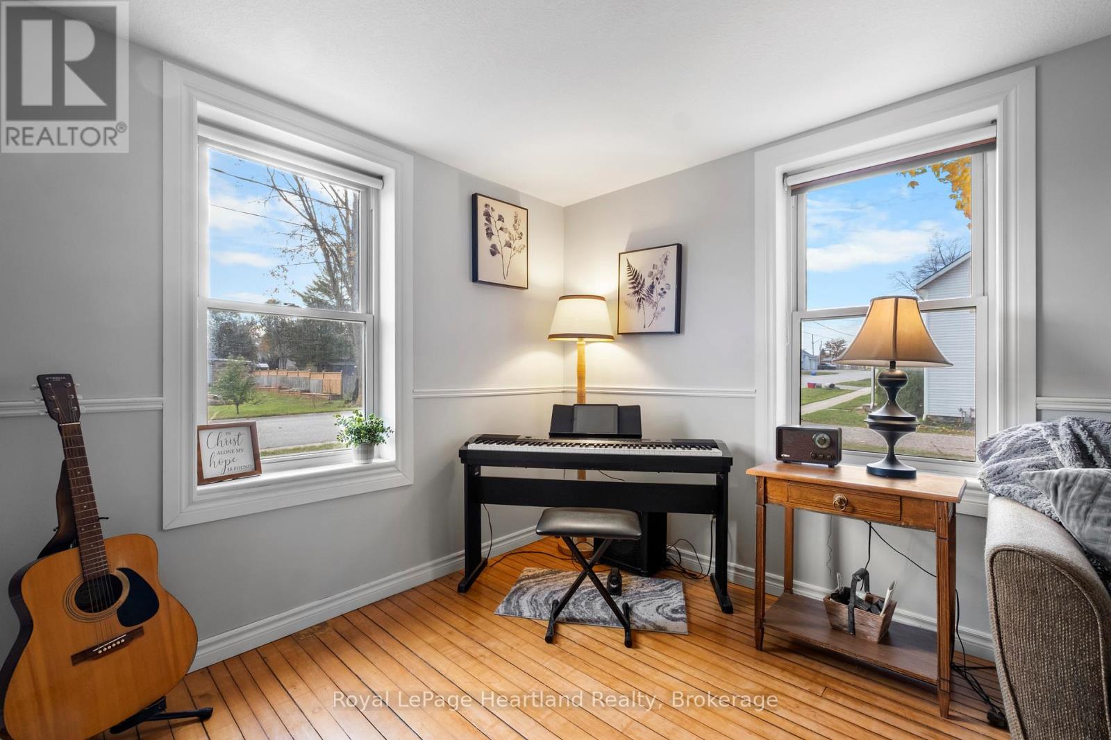 385 Mill Street, North Huron, Ontario N0M 1H0 - Photo 22 - X12513772