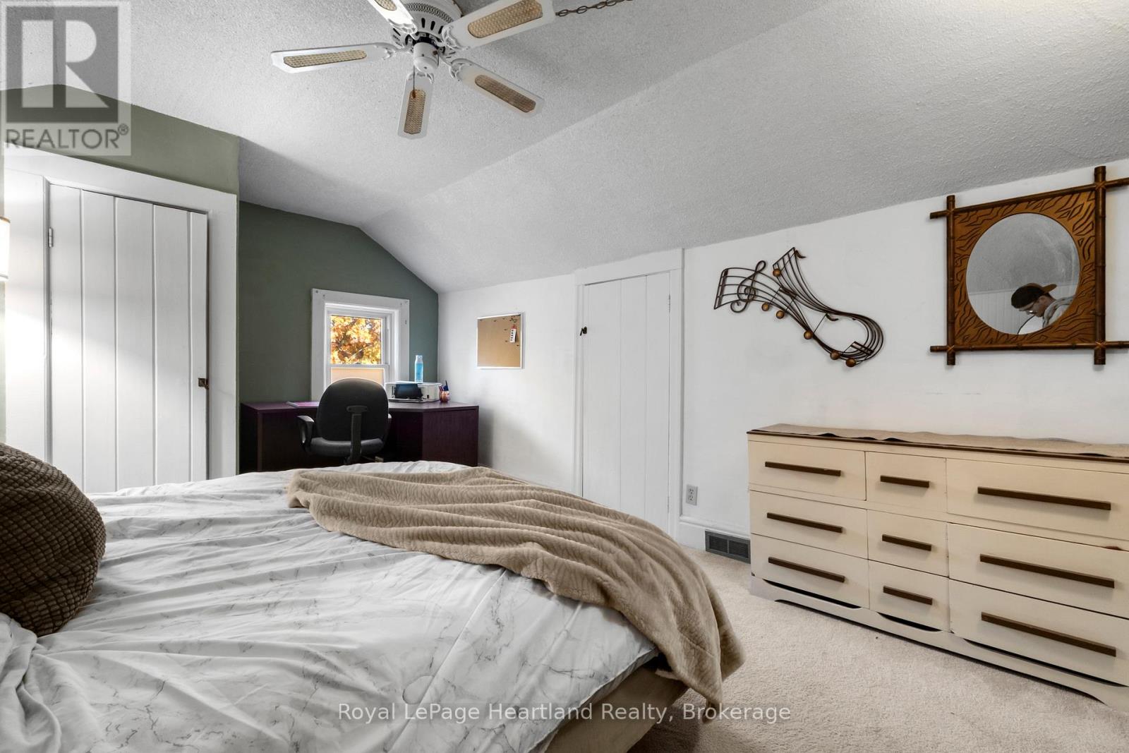 385 Mill Street, North Huron, Ontario N0M 1H0 - Photo 27 - X12513772