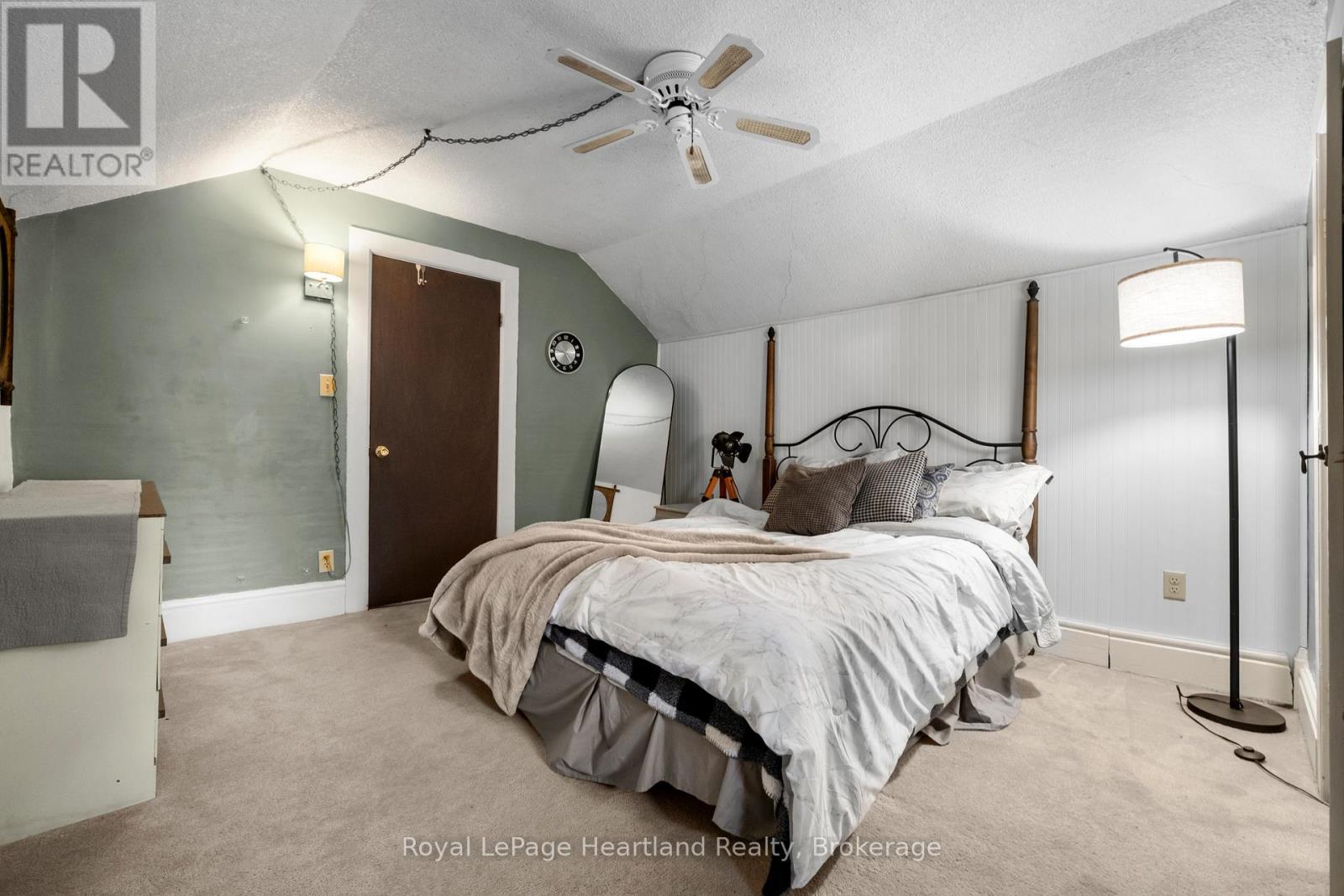 385 Mill Street, North Huron, Ontario N0M 1H0 - Photo 29 - X12513772