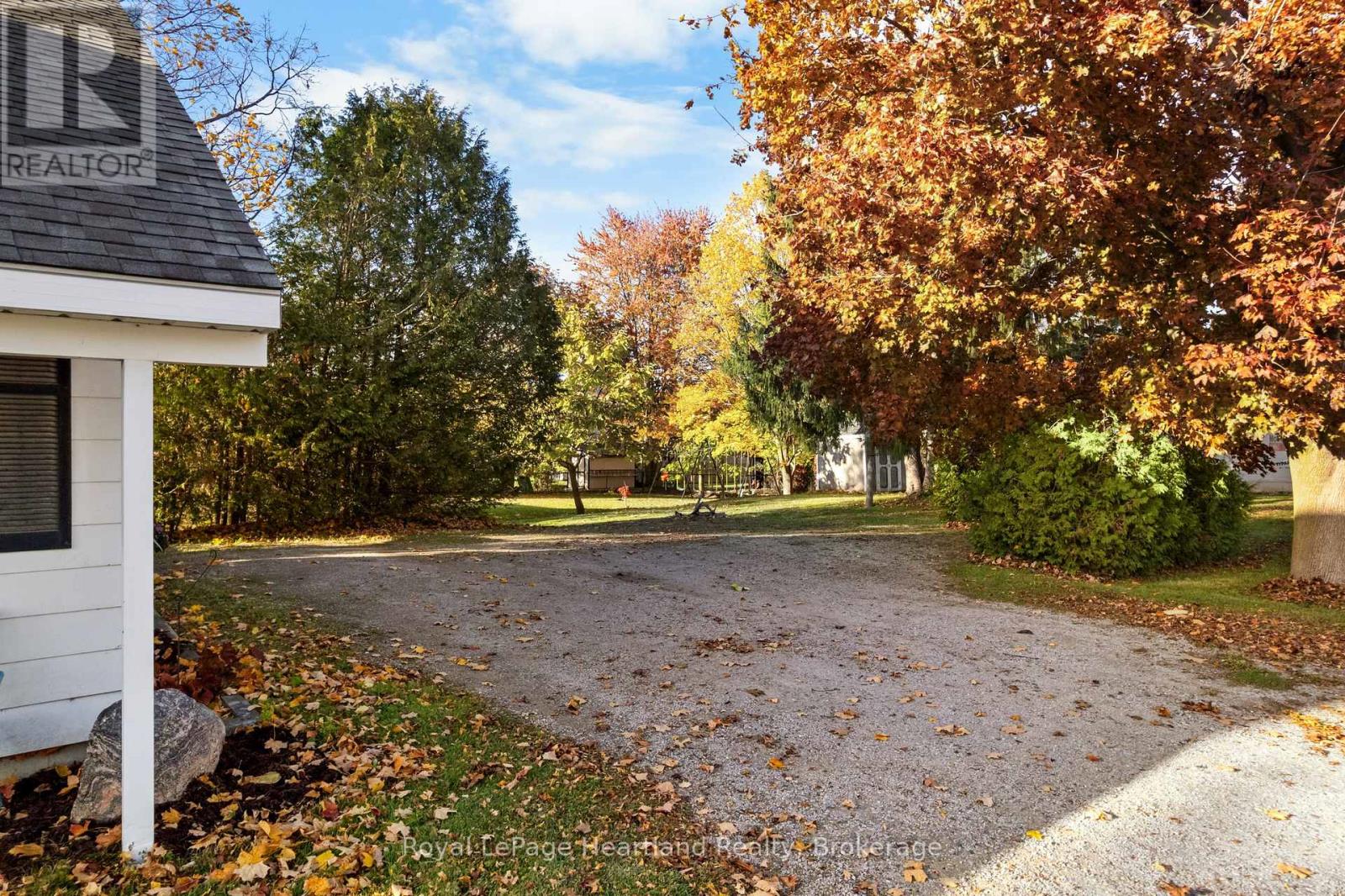 385 Mill Street, North Huron, Ontario N0M 1H0 - Photo 5 - X12513772