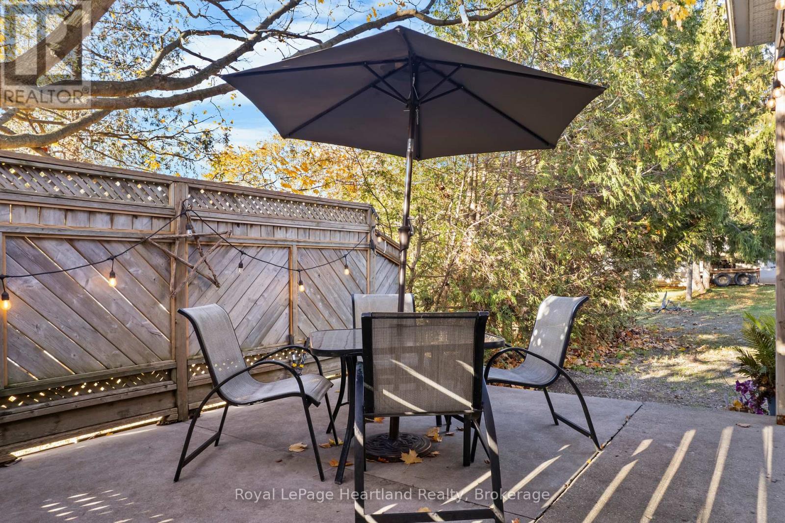 385 Mill Street, North Huron, Ontario N0M 1H0 - Photo 8 - X12513772