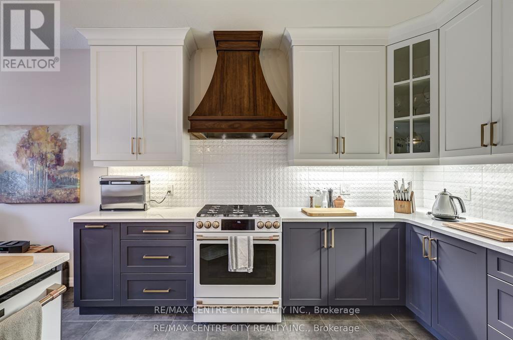 41 Honey Bend, St. Thomas, Ontario N5P 3S6 - Photo 15 - X12513576