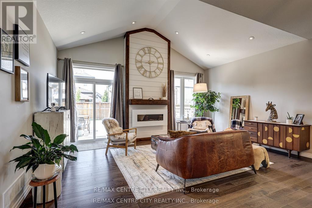 41 Honey Bend, St. Thomas, Ontario N5P 3S6 - Photo 19 - X12513576