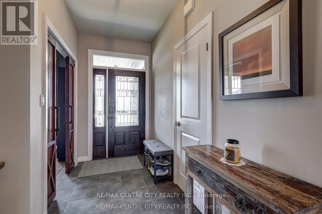 41 Honey Bend, St. Thomas, Ontario N5P 3S6 - Photo 6 - X12513576
