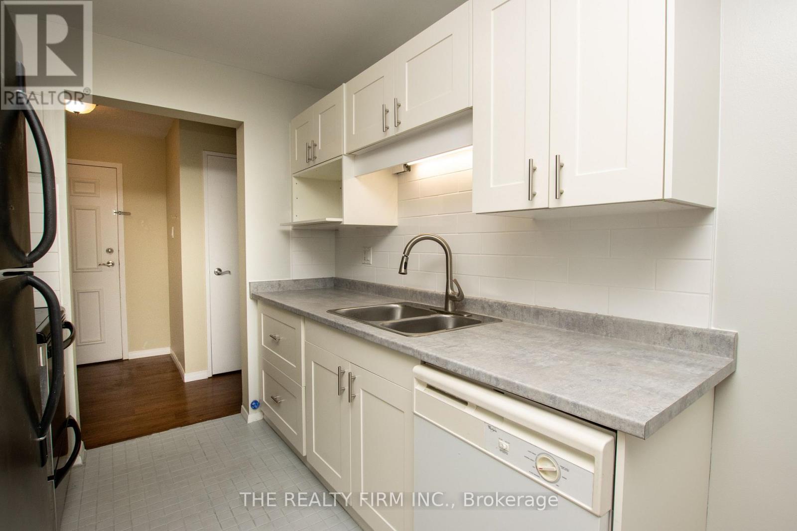 904 - 600 Grenfell Drive, London North, Ontario N5X 2R8 - Photo 8 - X12513656