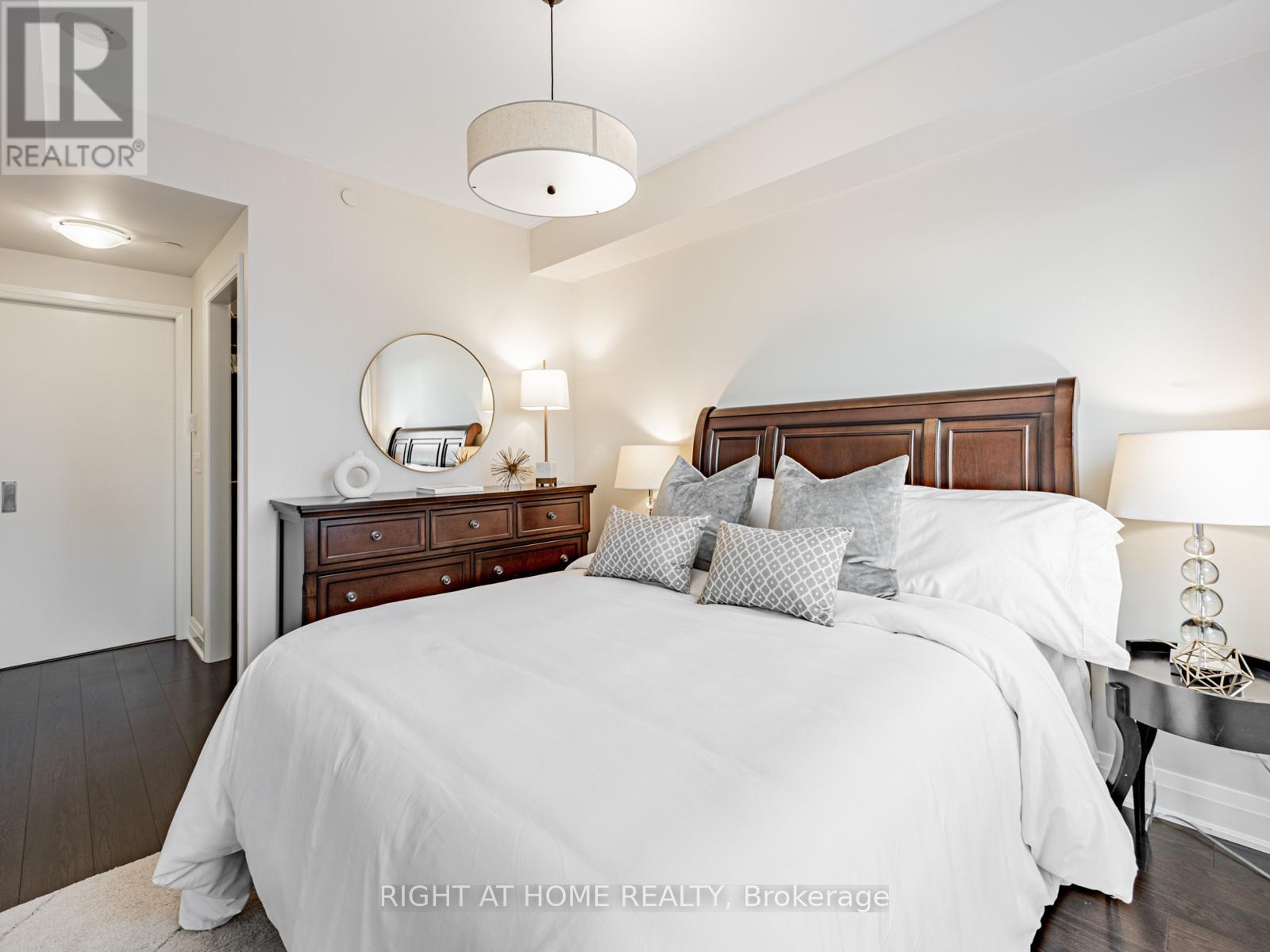 405 - 21 Clairtrell Road, Toronto, Ontario M2N 0G8 - Photo 8 - C12513440