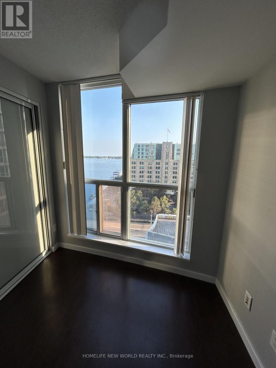 1109 - 8 York Street, Toronto, Ontario M5J 2Y2 - Photo 9 - C12513508