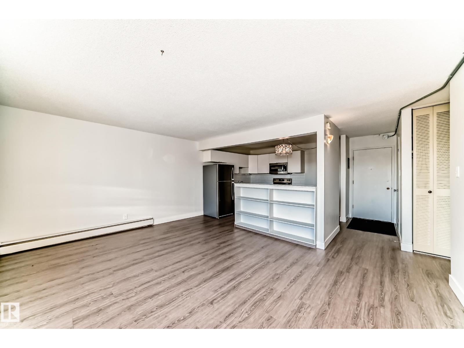 #417 8604 Gateway Bv Nw, Edmonton, Alberta  T6E 4B6 - Photo 10 - E4464805