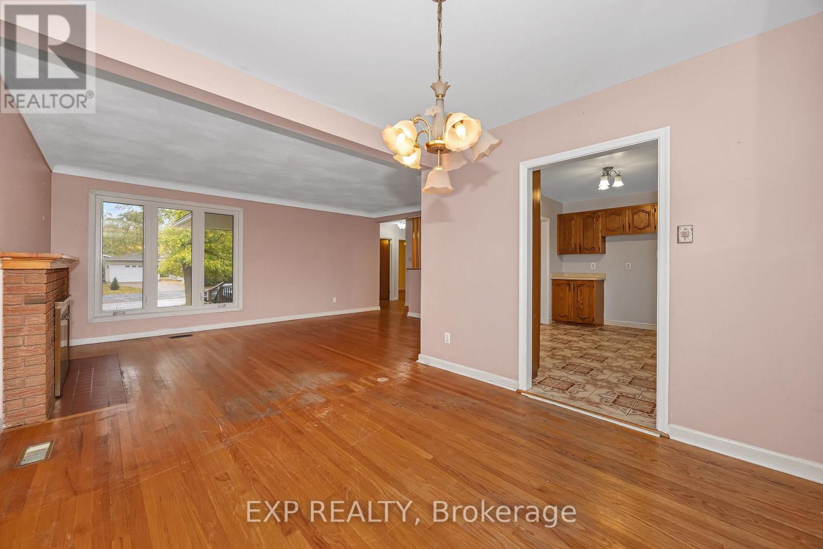 2393 Sheldon Avenue, Ottawa, Ontario  K2C 1K4 - Photo 10 - X12513570