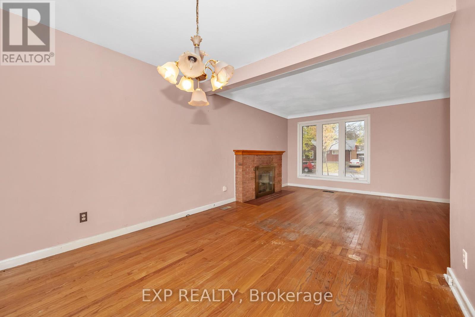 2393 Sheldon Avenue, Ottawa, Ontario  K2C 1K4 - Photo 11 - X12513570