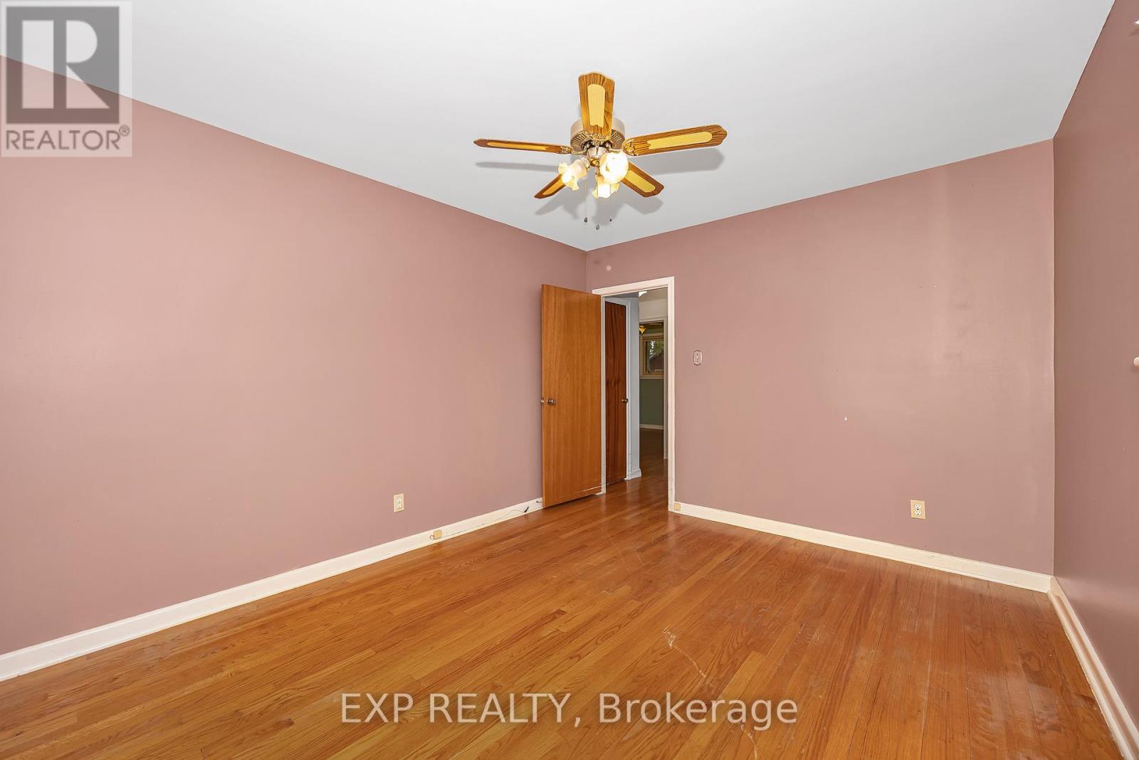 2393 Sheldon Avenue, Ottawa, Ontario  K2C 1K4 - Photo 20 - X12513570