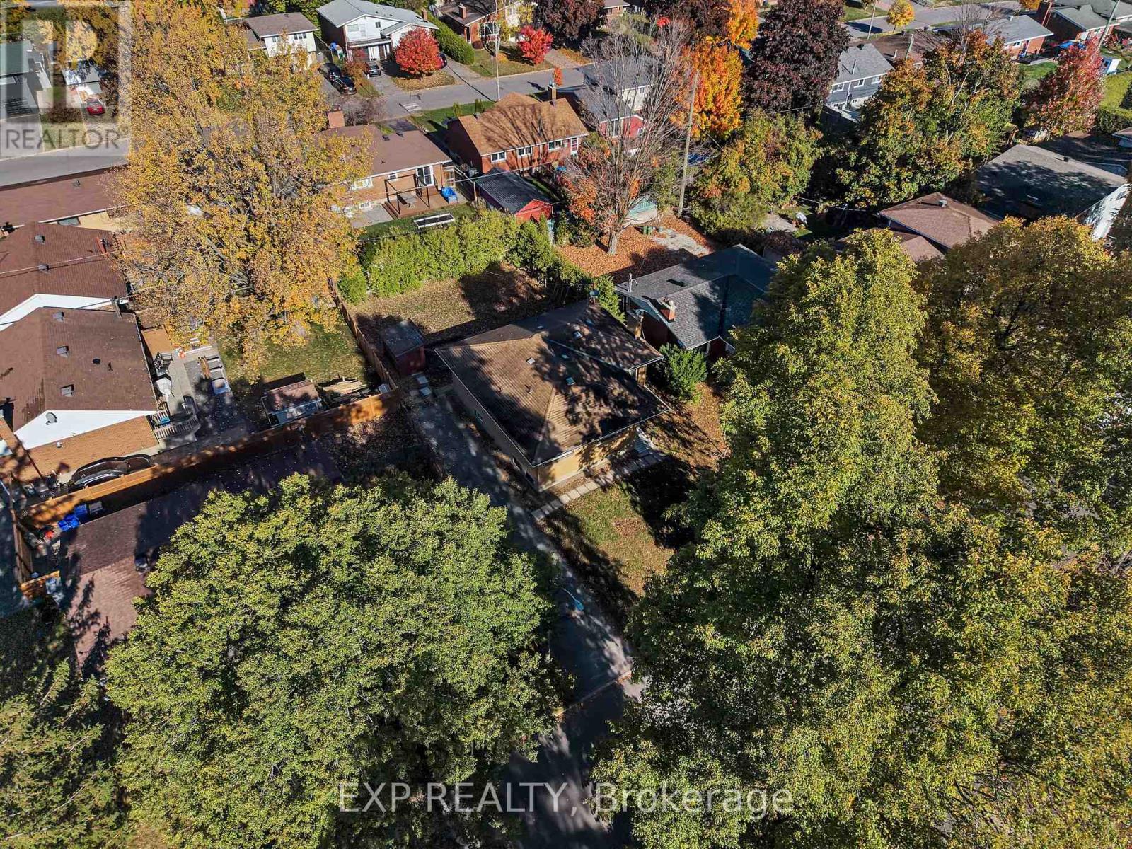 2393 Sheldon Avenue, Ottawa, Ontario  K2C 1K4 - Photo 38 - X12513570