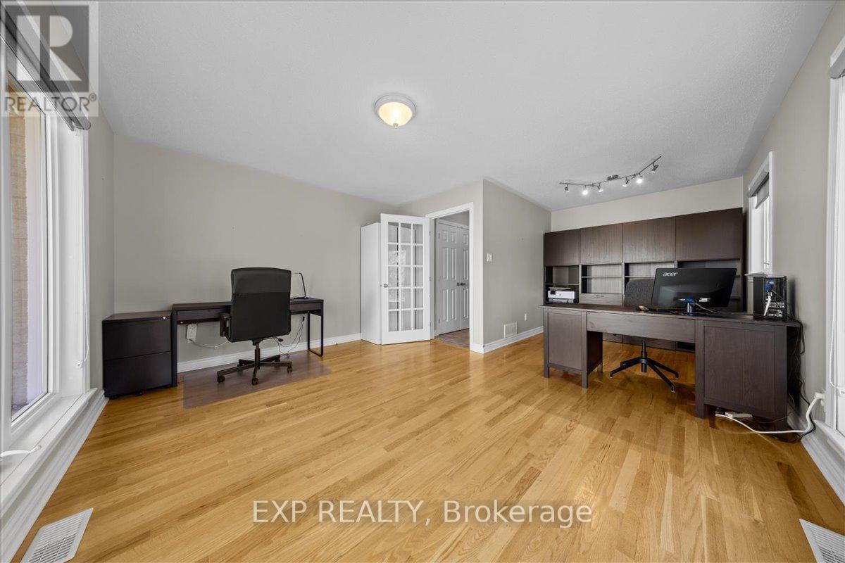 1346 Fox Valley Road, Ottawa, Ontario K4P 1P9 - Photo 23 - X12513682