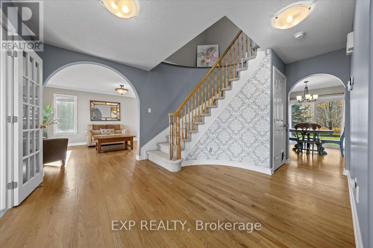 1346 Fox Valley Road, Ottawa, Ontario K4P 1P9 - Photo 5 - X12513682