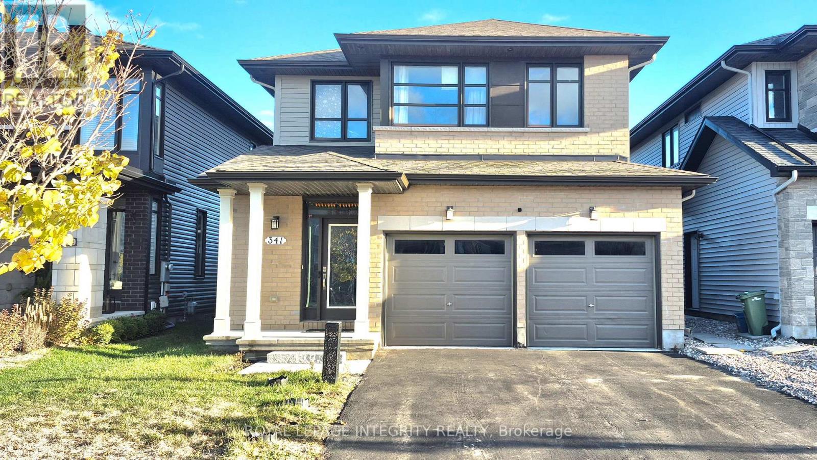 341 HALIBURTON HEIGHTS, Ottawa, Ontario