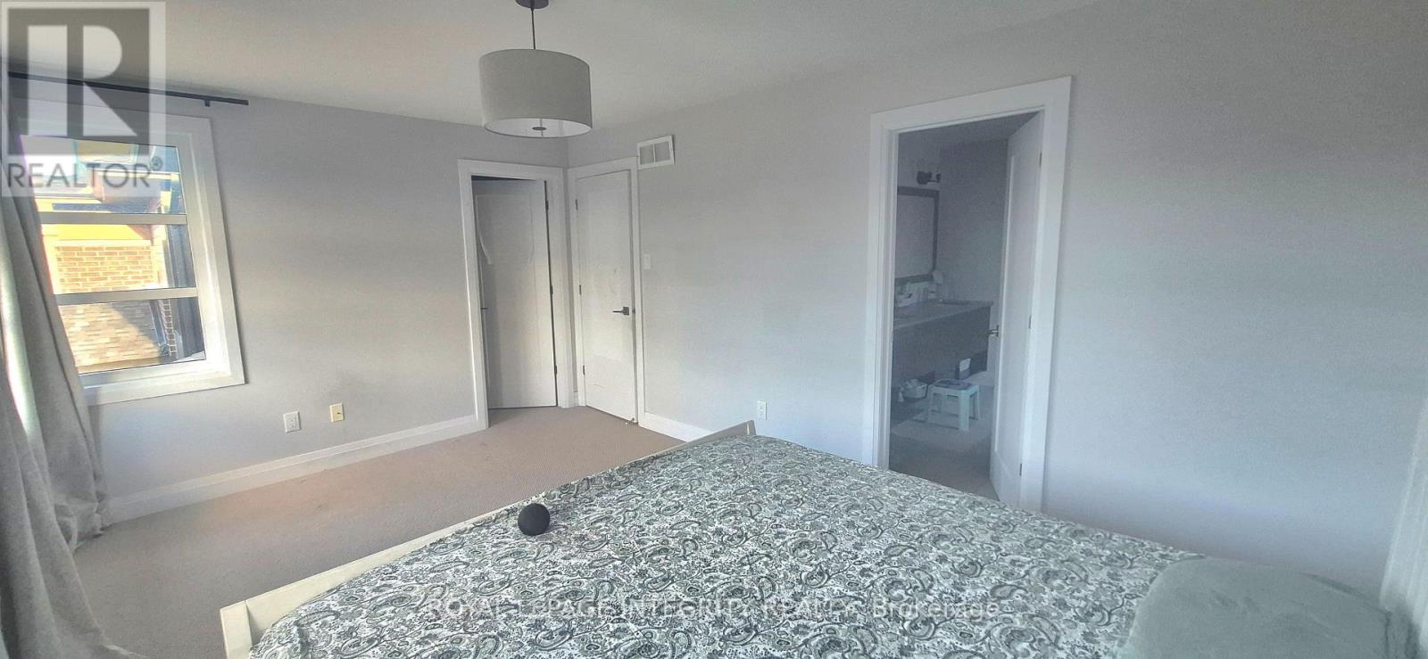 341 Haliburton Heights, Ottawa, Ontario  K2V 0G2 - Photo 11 - X12513722