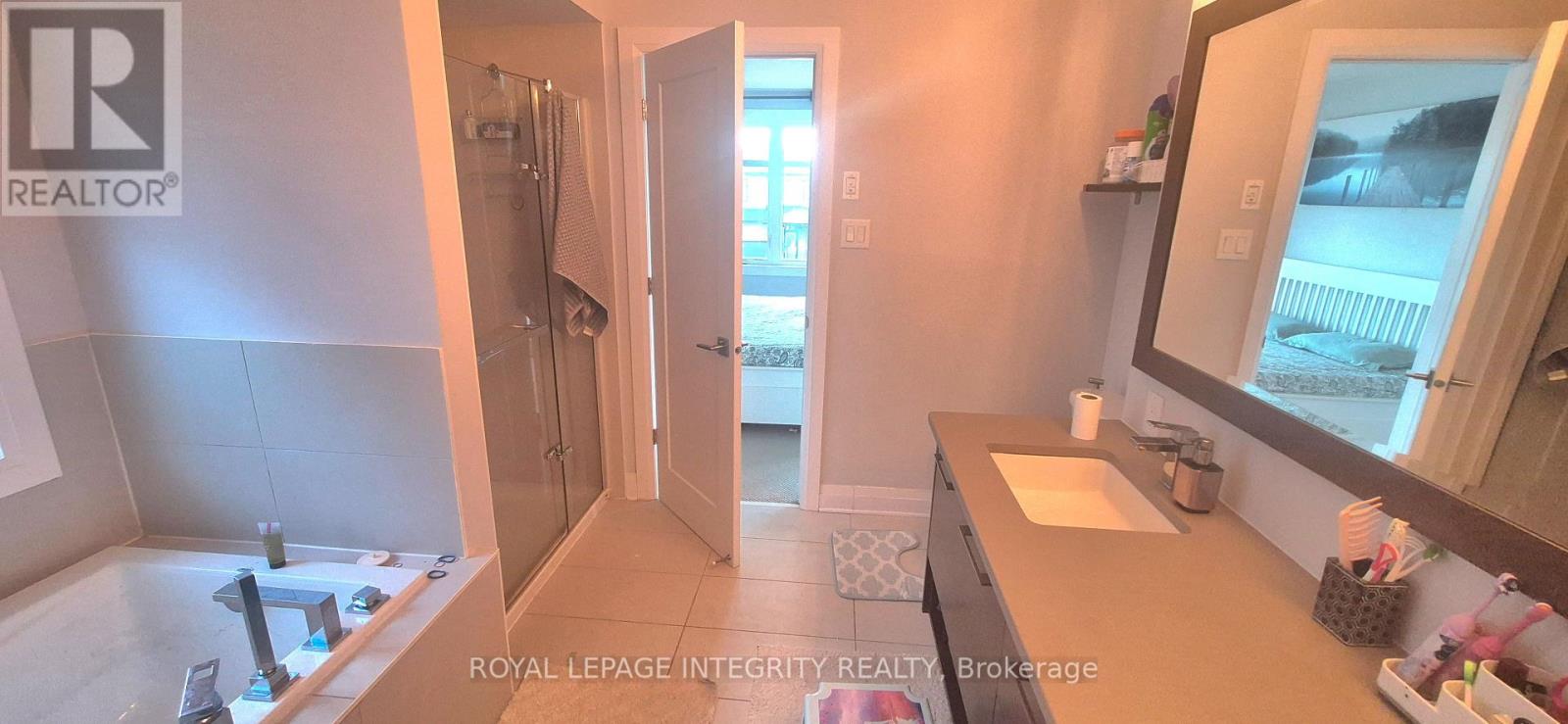 341 Haliburton Heights, Ottawa, Ontario  K2V 0G2 - Photo 13 - X12513722