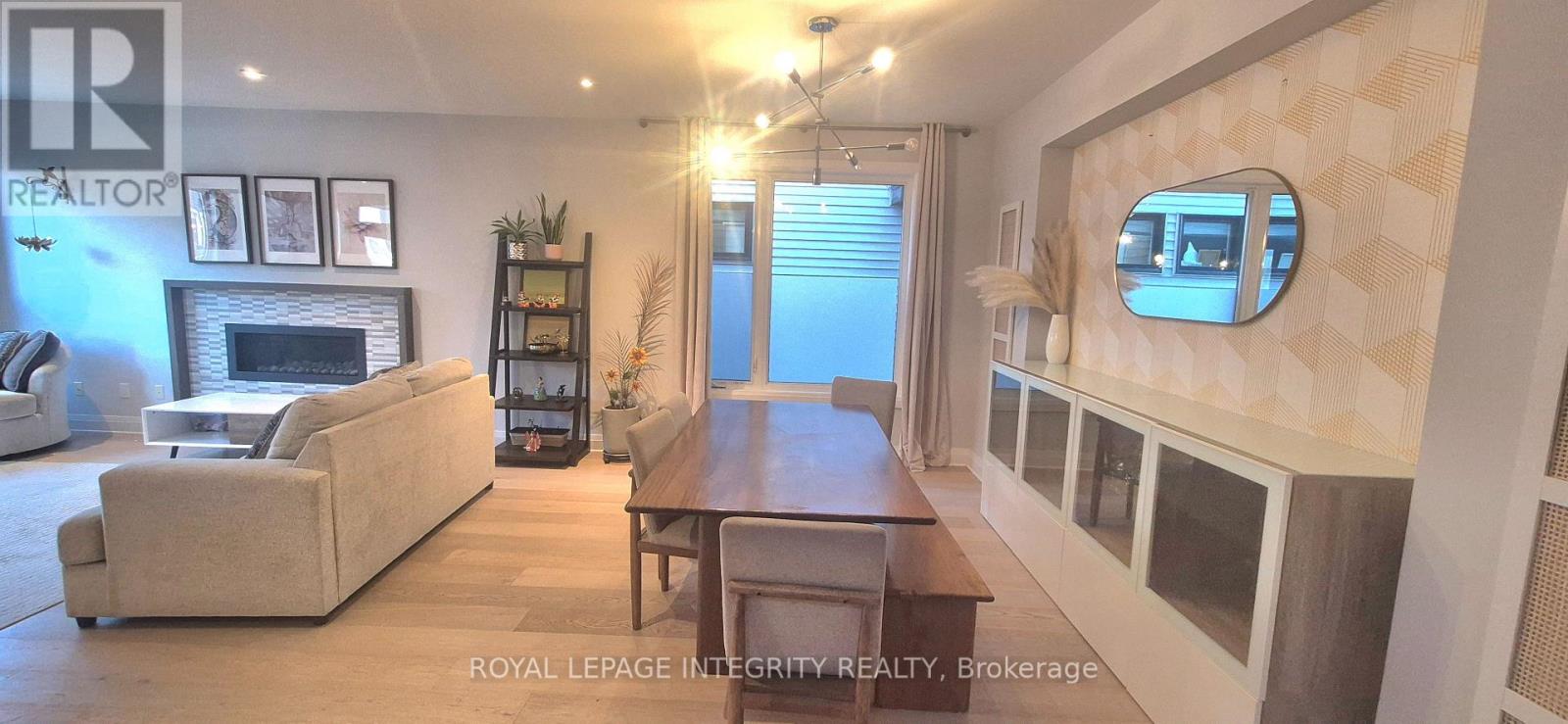 341 Haliburton Heights, Ottawa, Ontario  K2V 0G2 - Photo 7 - X12513722