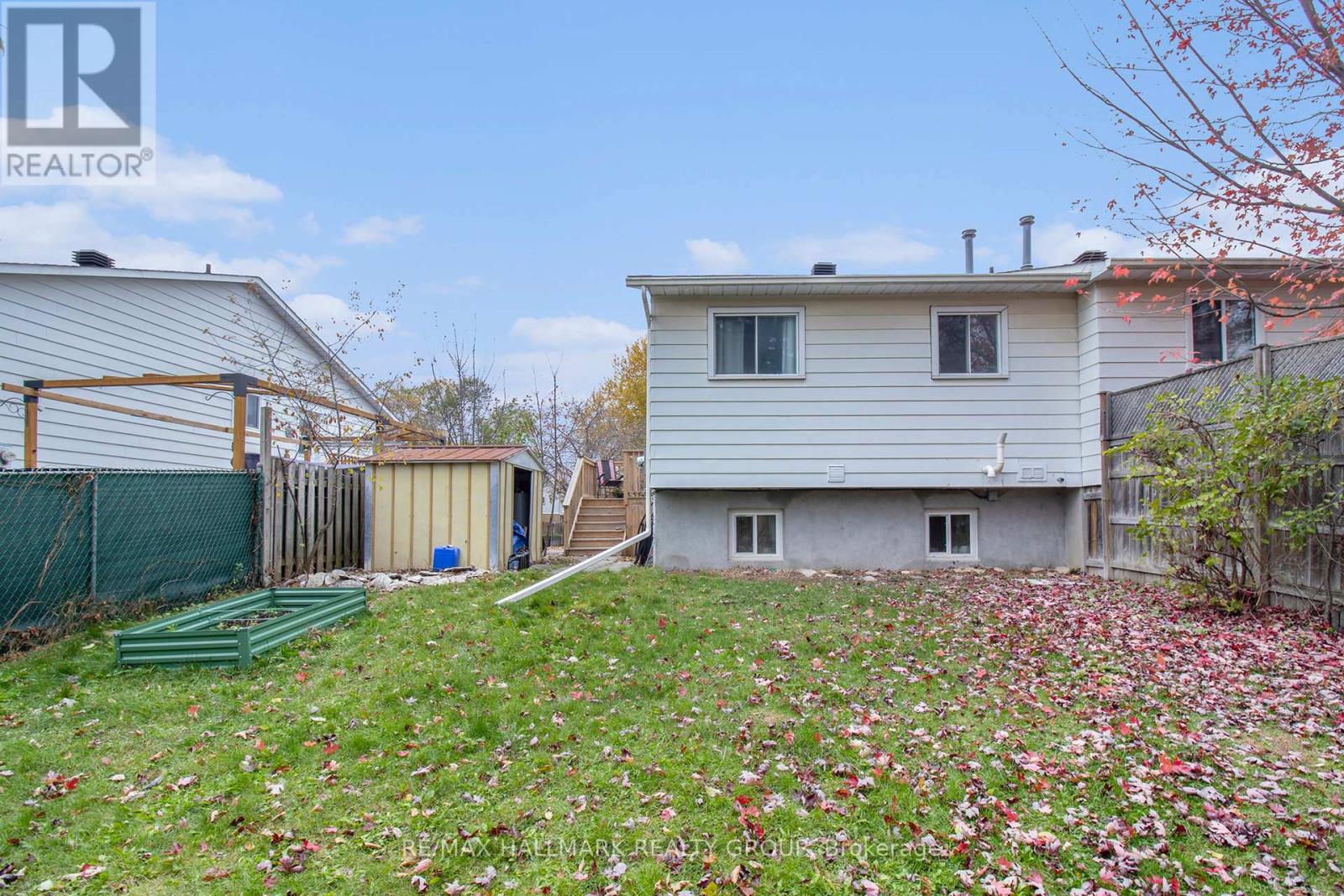 242 Castlefrank Road, Ottawa, Ontario  K2L 1T5 - Photo 29 - X12513778