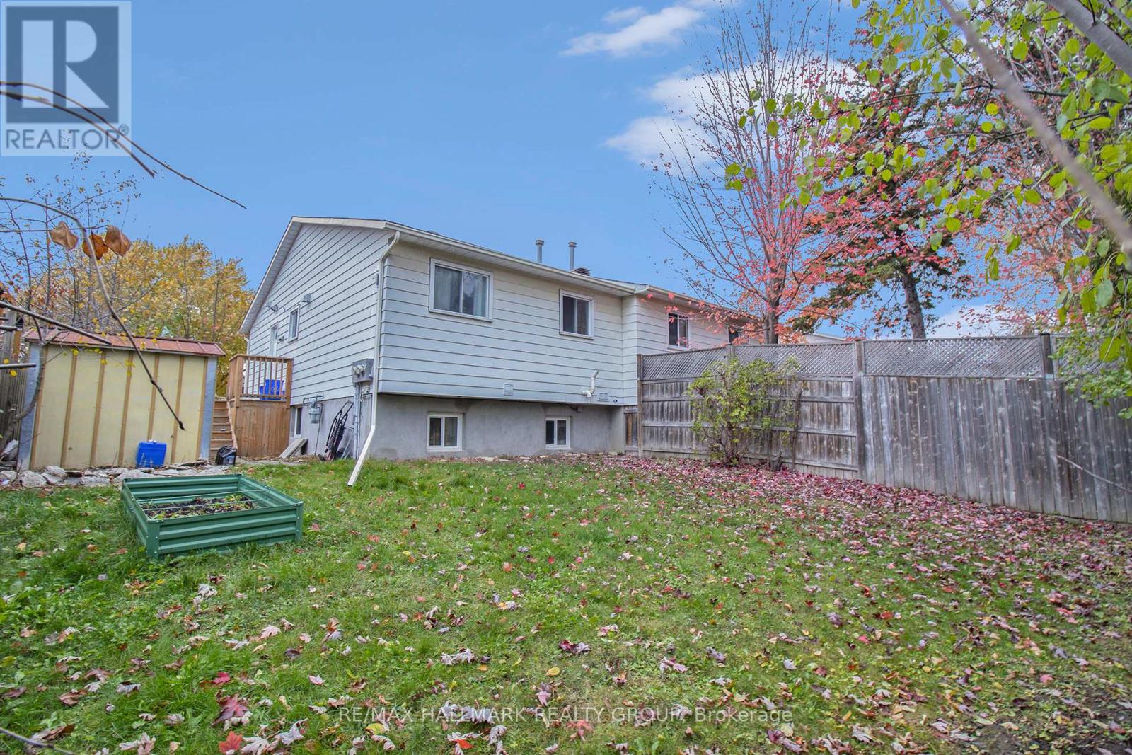 242 Castlefrank Road, Ottawa, Ontario  K2L 1T5 - Photo 30 - X12513778