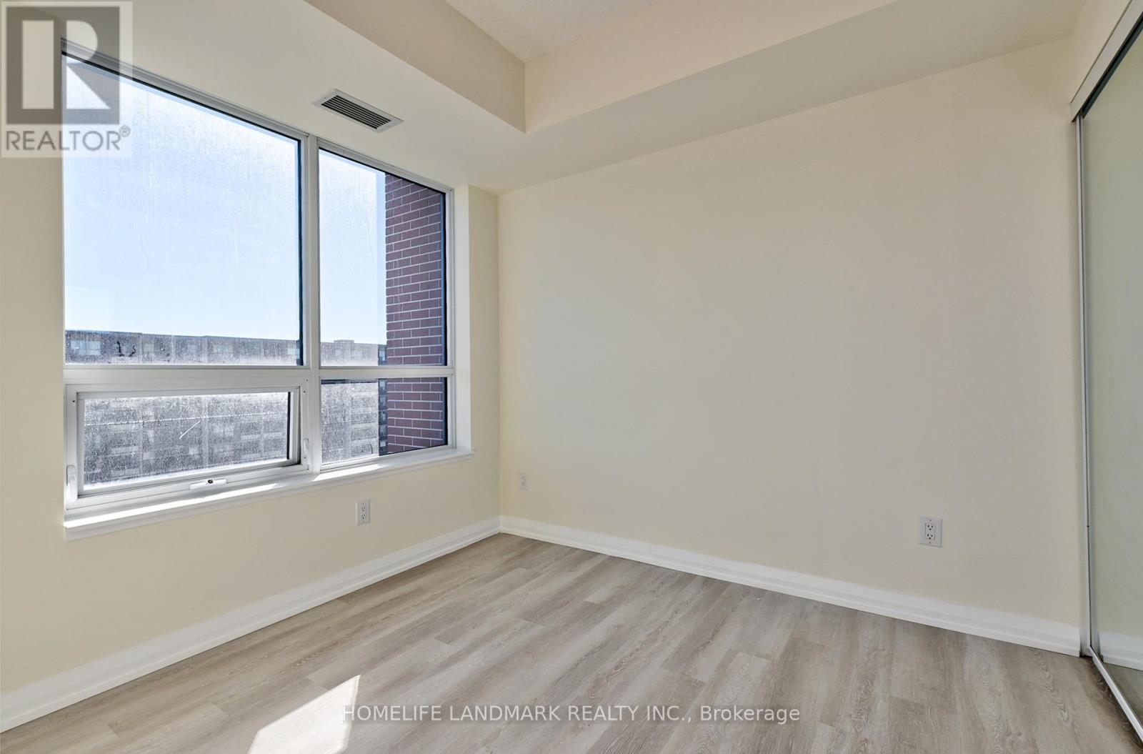 1322 - 3270 Sheppard Avenue E, Toronto, Ontario  M1T 3K3 - Photo 12 - E12513522