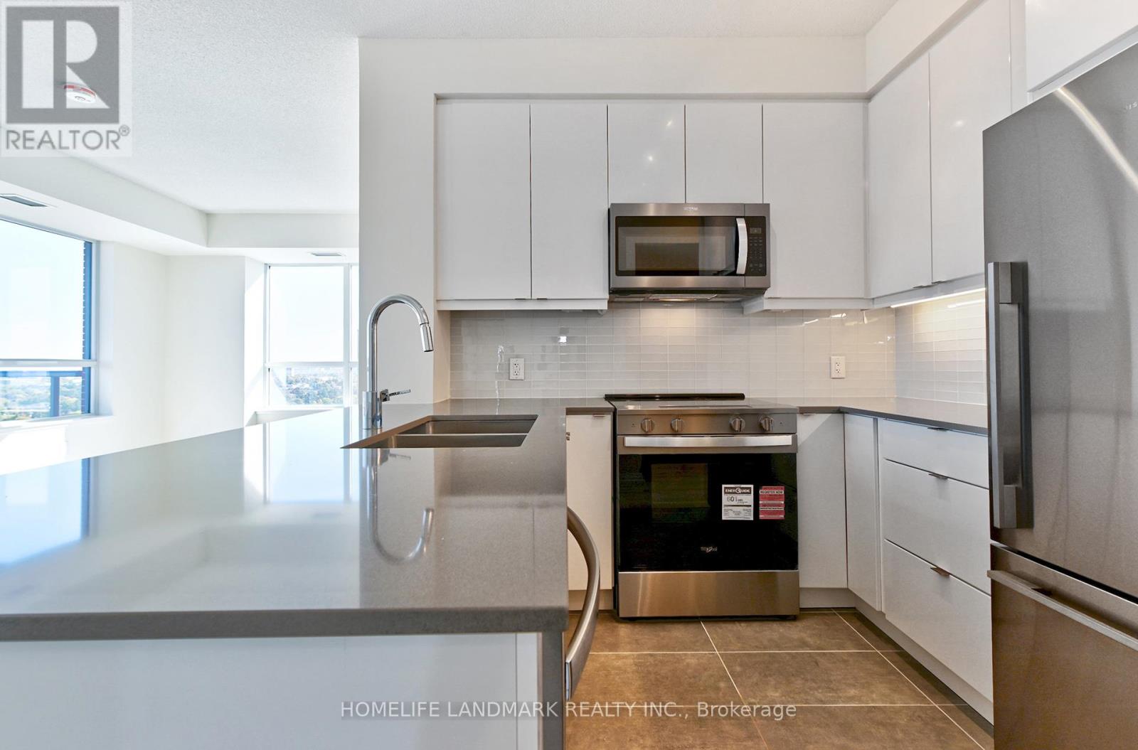 1322 - 3270 Sheppard Avenue E, Toronto, Ontario  M1T 3K3 - Photo 3 - E12513522