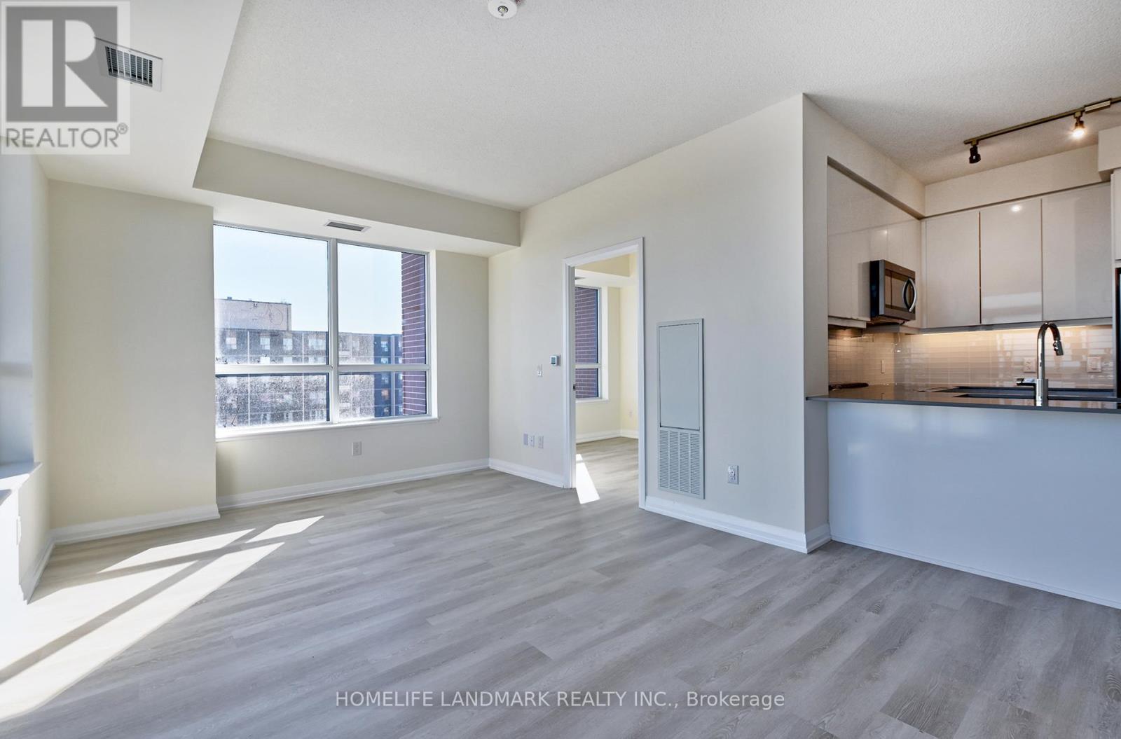 1322 - 3270 Sheppard Avenue E, Toronto, Ontario  M1T 3K3 - Photo 8 - E12513522